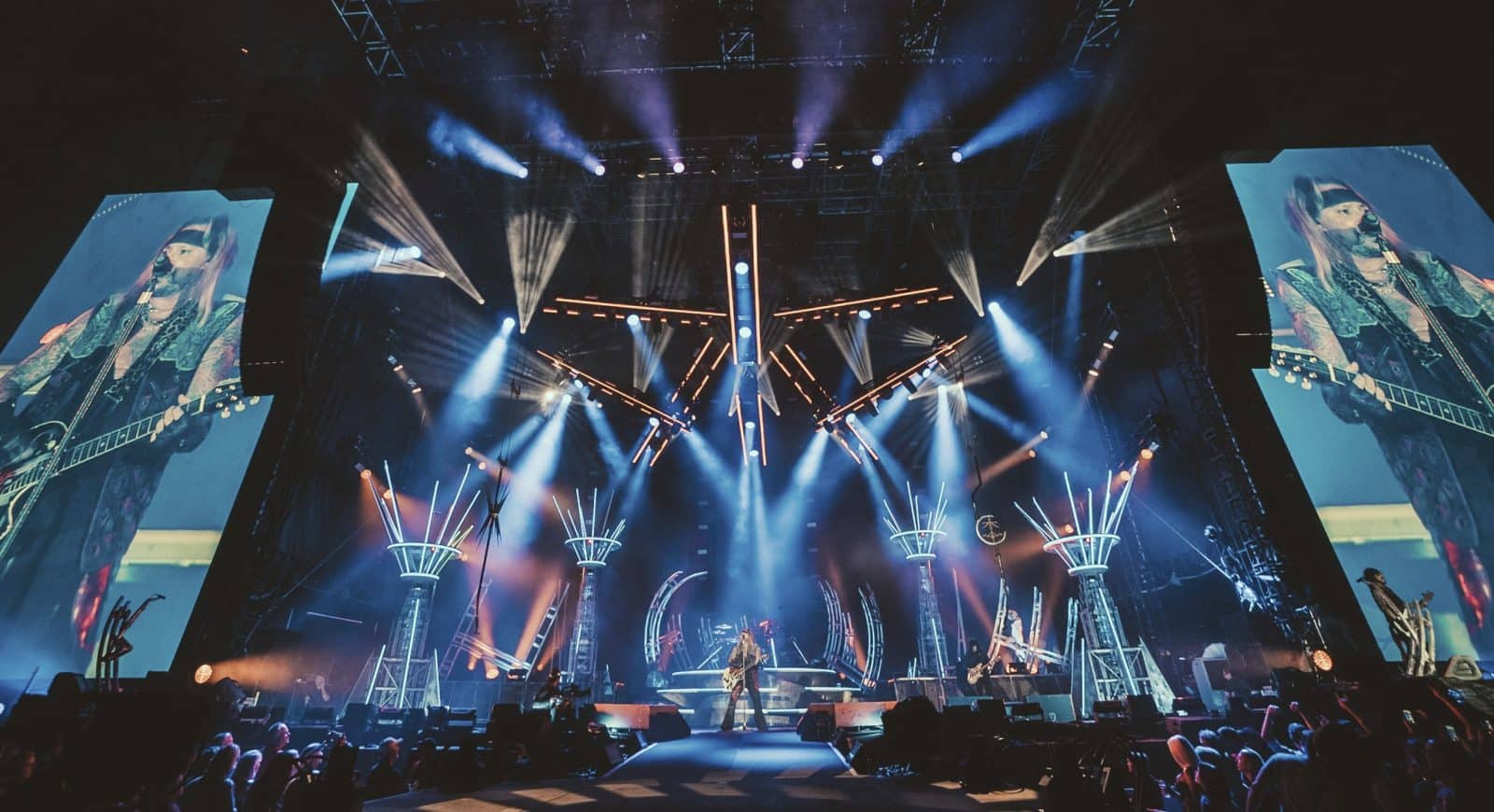 Def Leppard y Mötley Crüe, el 26 de octubre comienza la preventa para