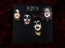 ¿Qué piensa Gene Simmons del primer disco de Kiss?