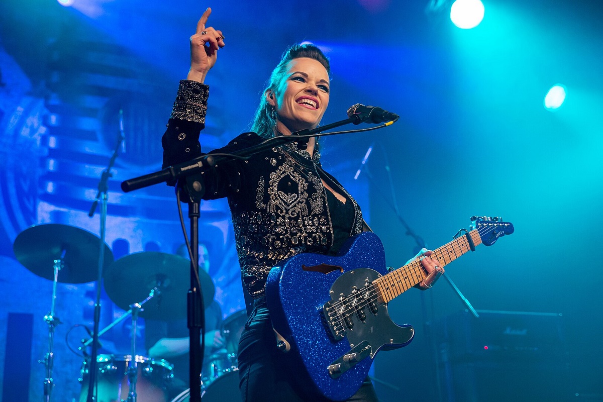Erja Lyytinen Live