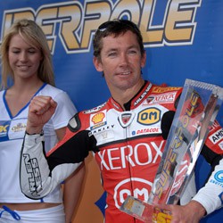 Superpole para Bayliss en Brands Hatch