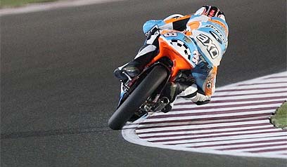 Bradley Smith consigue la pole en Qatar