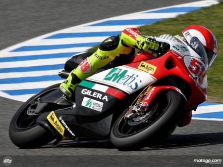 Simoncelli consigue la pole provisional en Estoril con Debón segundo