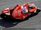 Stoner lidera el warm up de MotoGP en Estoril