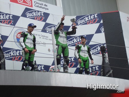 Víctor Lozano consigue el triunfo en la Kawasaki Ninja Cup en Catalunya