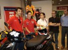 Pol Espargaró es premiado con una Derbi Rambla 125cc