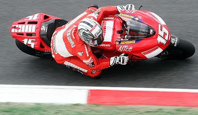 Gibernau sigue sorprendiendo con los tiempos sobre la Ducati