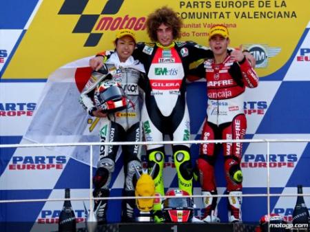 Marco Simoncelli ha logrado el triunfo de 250cc en Valencia