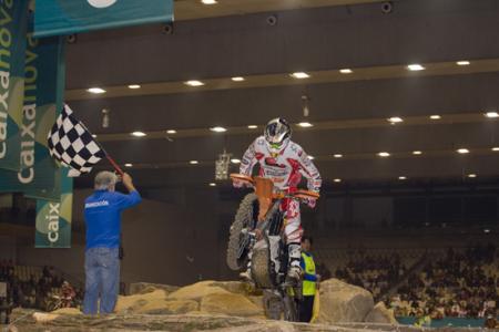 Iván Cervantes logra la victoria en el Enduro Indoor de Vigo