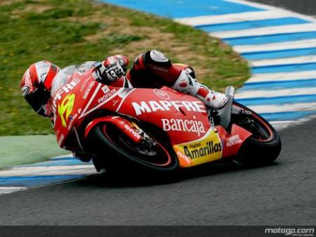 Bautista logra el mejor crono en la 2ª sesión de entrenamientos de 250cc en Jerez