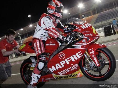 Álvaro Bautista controla los entrenamientos oficiales de 250cc en Qatar