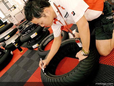 Nueva modificación en la reglamentación sobre los neumáticos en MotoGP
