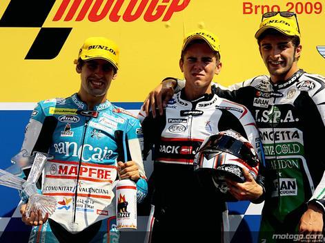 Nico Terol gana la prueba de 125cc del Gran Premio de la República Checa