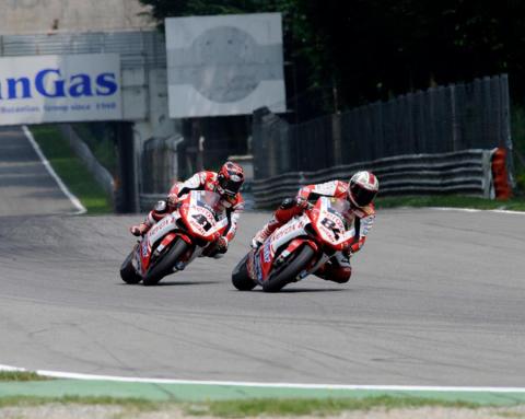 El equipo Ducati Xerox quiere renovar a Haga y Fabrizio