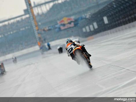 Dani Pedrosa ataca primero en la sesión libre de MotoGP en Indianápolis