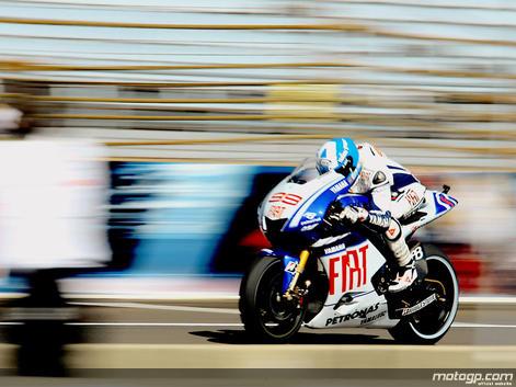 Lorenzo triunfa en Indianápolis y se ajusta la pelea por la corona de MotoGP