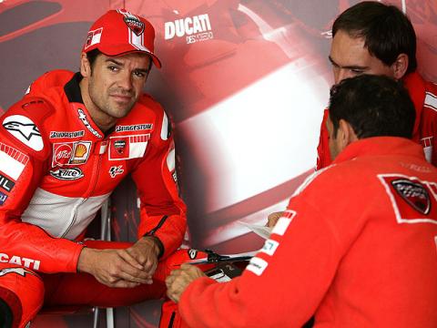 Carlos Checa ha fichado por Ducati Althea para las Superbikes 2010