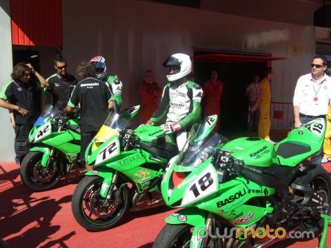 Moncayo y Ferrer triunfan en 125GP y en la Kawasaki Ninja Cup de Montmeló