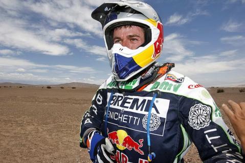 Marc Coma reclama y se proclama ganador de la undécima etapa del Dakar 2010
