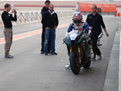 Aspar participará en Moto2 con motos RSV al menos durante el 2010