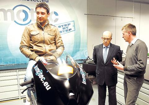 Presentación de la Inmotec, todo preparado para su llegada a MotoGP