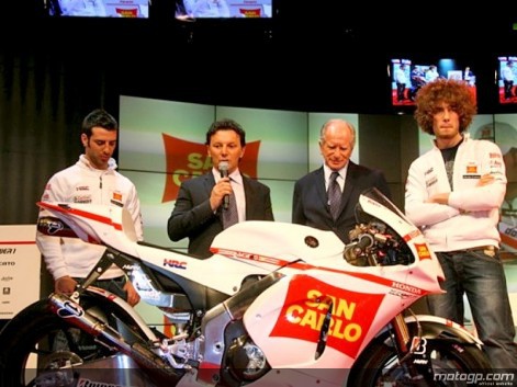 El San Carlo Honda Gresini se presenta oficialmente en Milán