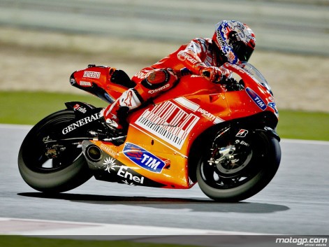 Casey Stoner intratable en el 1º entrenamiento libre MotoGP en Qatar