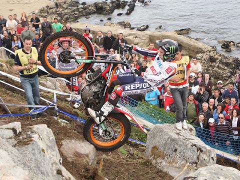 Toni Bou gana en la 1ª prueba del Mundial Trial Outdoor en Baiona