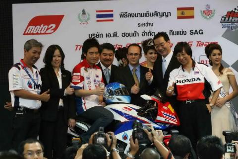 Ratthapark Wilairot y el Thai Honda Moto2 se presentan en Bangkok