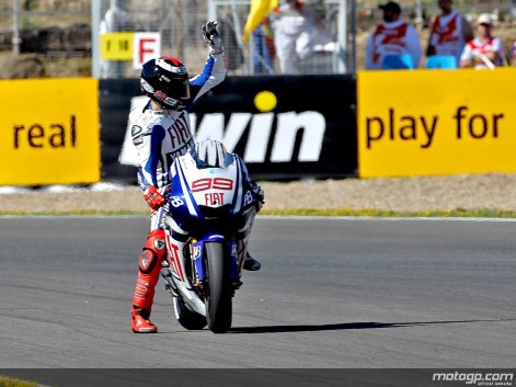 Jorge Lorenzo espectacular se lleva la victoria de MotoGP en Jerez con un gran Pedrosa 2º