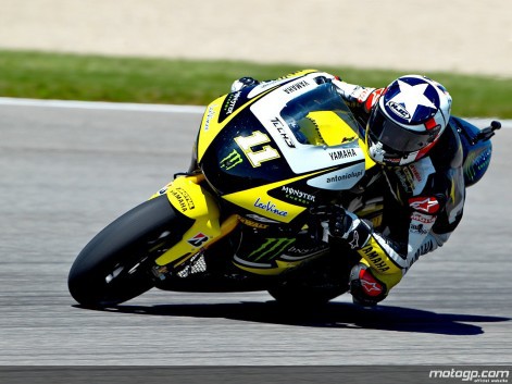 Ben Spies da la sorpresa y marca la pole de MotoGP en Indianápolis