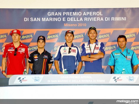 Rueda de prensa con Lorenzo, Pedrosa, Rossi, Hayden y Capirossi en Misano