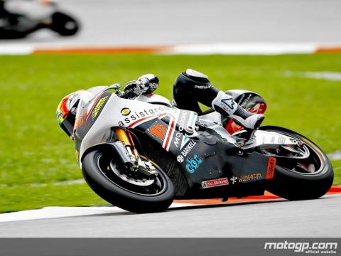 De Angelis el más rápido de Moto2 en Sepang, con una tormenta como invitada especial