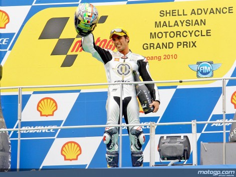 TONI ELÍAS, campeón del Mundo de Moto2 en Sepang, con Rolfo como ganador de la carrera