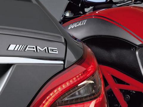 AMG patrocinador de Ducati, aunque el rumor es que Mercedes-AMG ha comprado la marca italiana