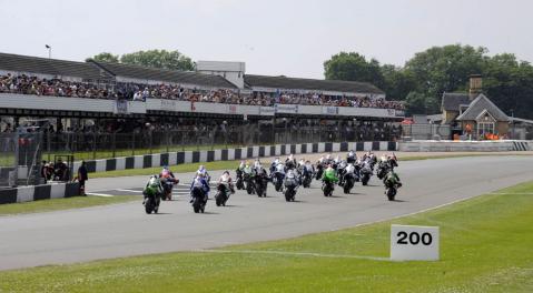 Las Superbikes vuelven a la pista de Donington Park en 2011