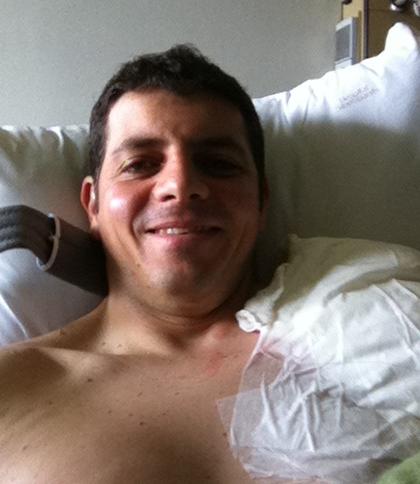 Alex Barros pasa por el quirófano por sus problemas en el hombro