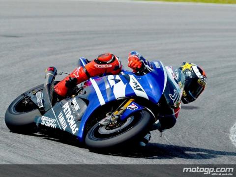 Test MotoGP Sepang 2: Stoner vuela en Sepang y rebaja el récord de la pista