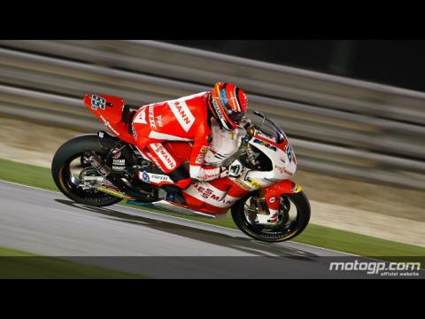Stefan Bradl ha sido el más rápido del Warm Up de Moto2 en Qatar
