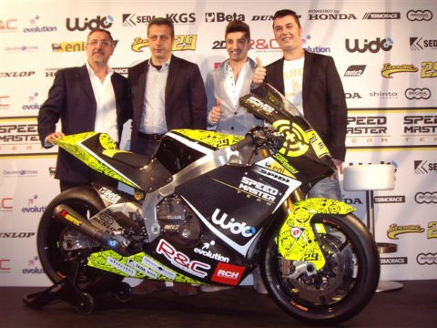 El equipo Speed Master Moto2 se presenta en Milán con Andrea Iannone y Uccio
