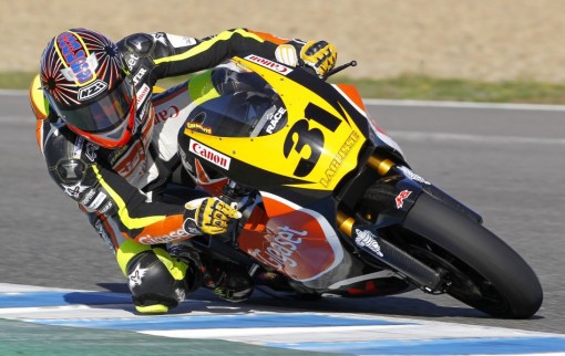 Carmelo Morales consigue la pole de Moto2 CEV en Jerez