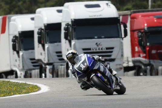 Lorenzo y Spies aprovechan el test de MotoGP en Estoril al 100%
