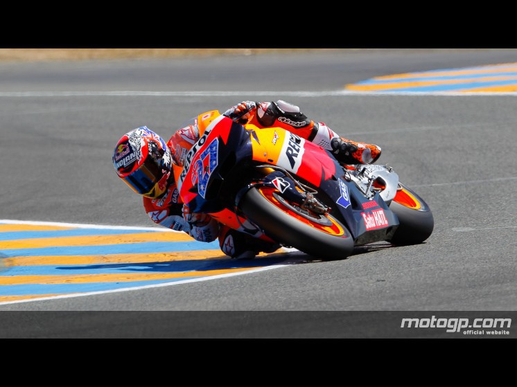 Casey Stoner encabeza al poderío de Honda en MotoGP en Le Mans