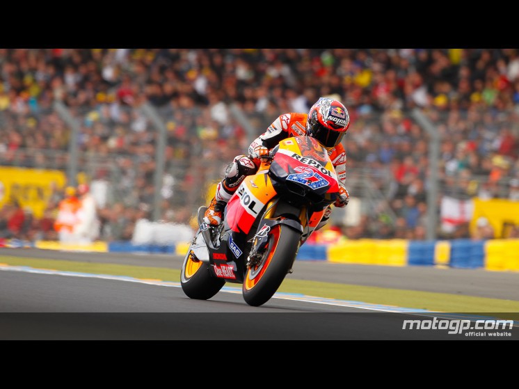 Casey Stoner inalcanzable es el poleman de MotoGP en Le Mans