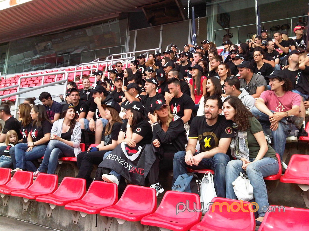 Lorenzo Fan Club Catalunya 2011-Tribuna