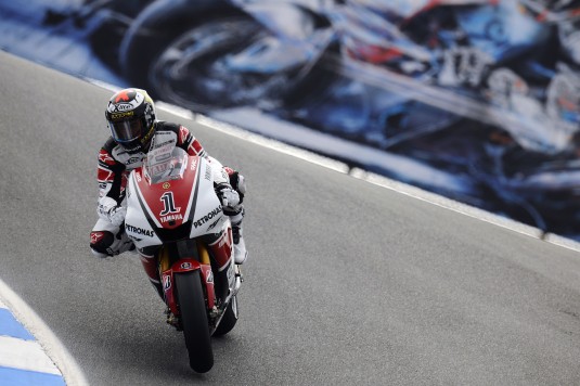 Jorge Lorenzo y Ben Spies se muestran muy fuertes en MotoGP Laguna Seca