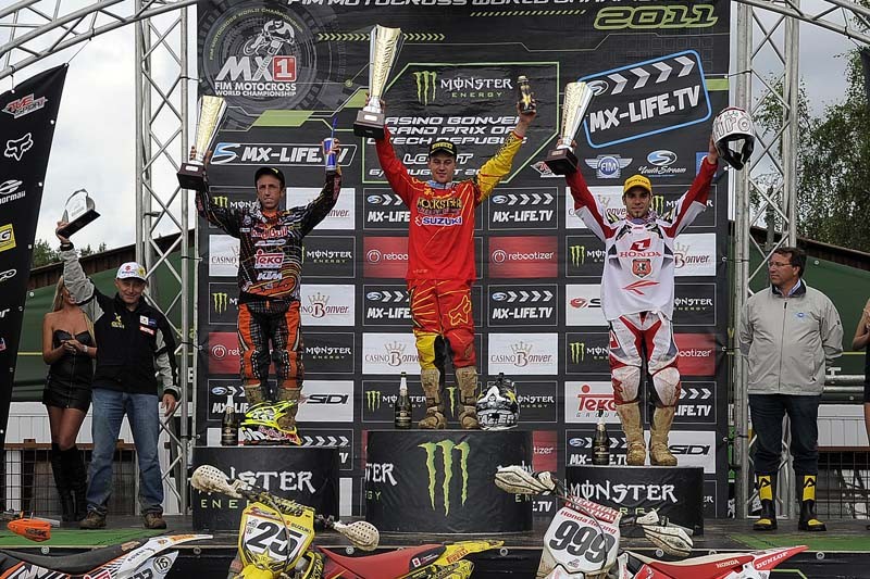 Clément Desalle gana la cita del Mundial MX1 en la República Checa