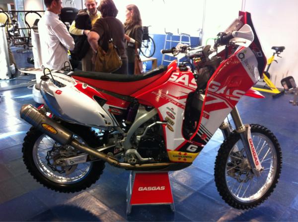 Sanz y Guasch presentan su moto Gas Gas Dakar 2012