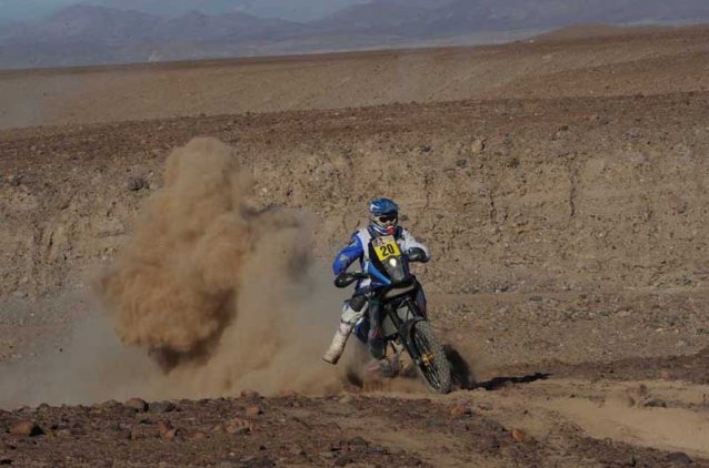 Marc Coma gana la etapa 8 del Dakar 2012 y se pone líder (Actualizado)