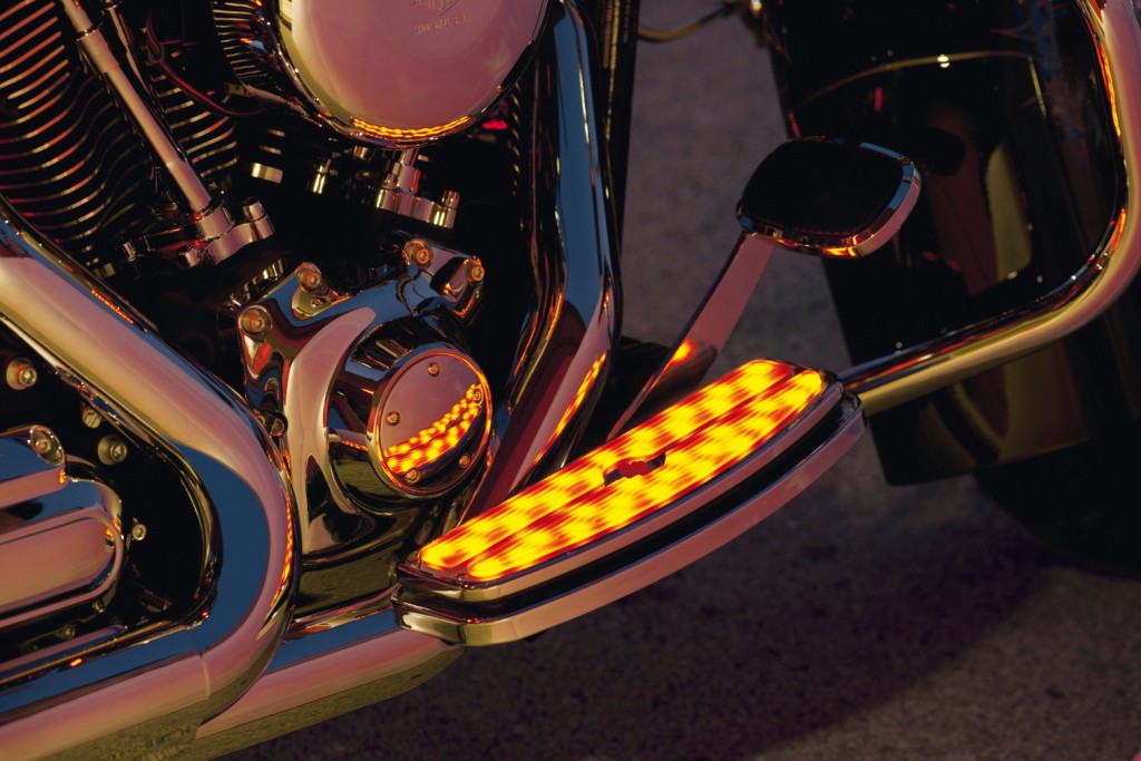 Customización Harley-Davidson FLHRC Road King Classic