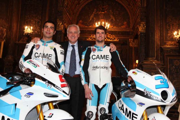 Presentación del Ioda Racing Team con Petrucci y Corsi